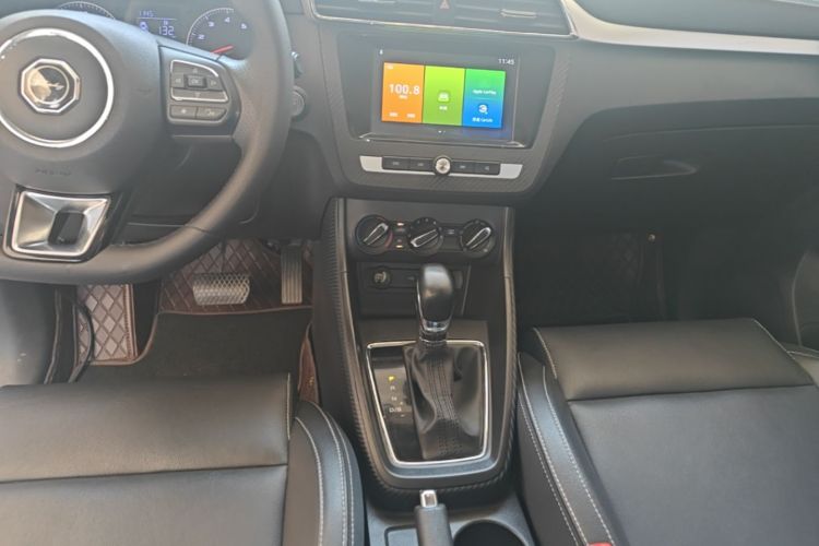 MG ZS 2018 #13 MG ZS 2018 car image #13