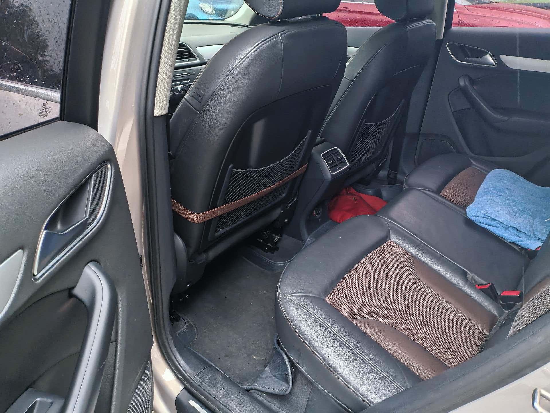 Audi Q3 2018 car image #3