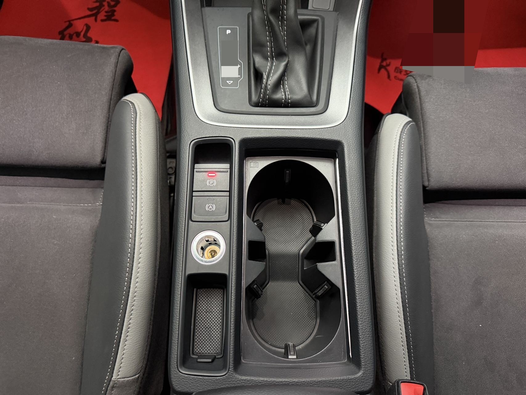 Audi Q3 2022 car image #12