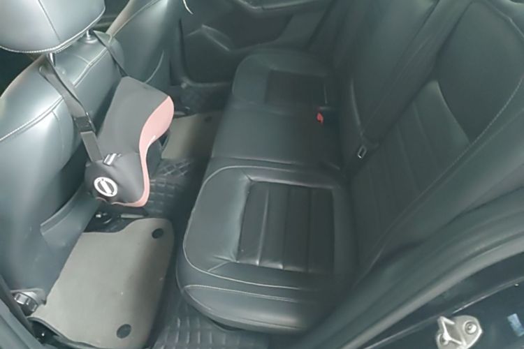 Volkswagen Lavida 2018 car image #17