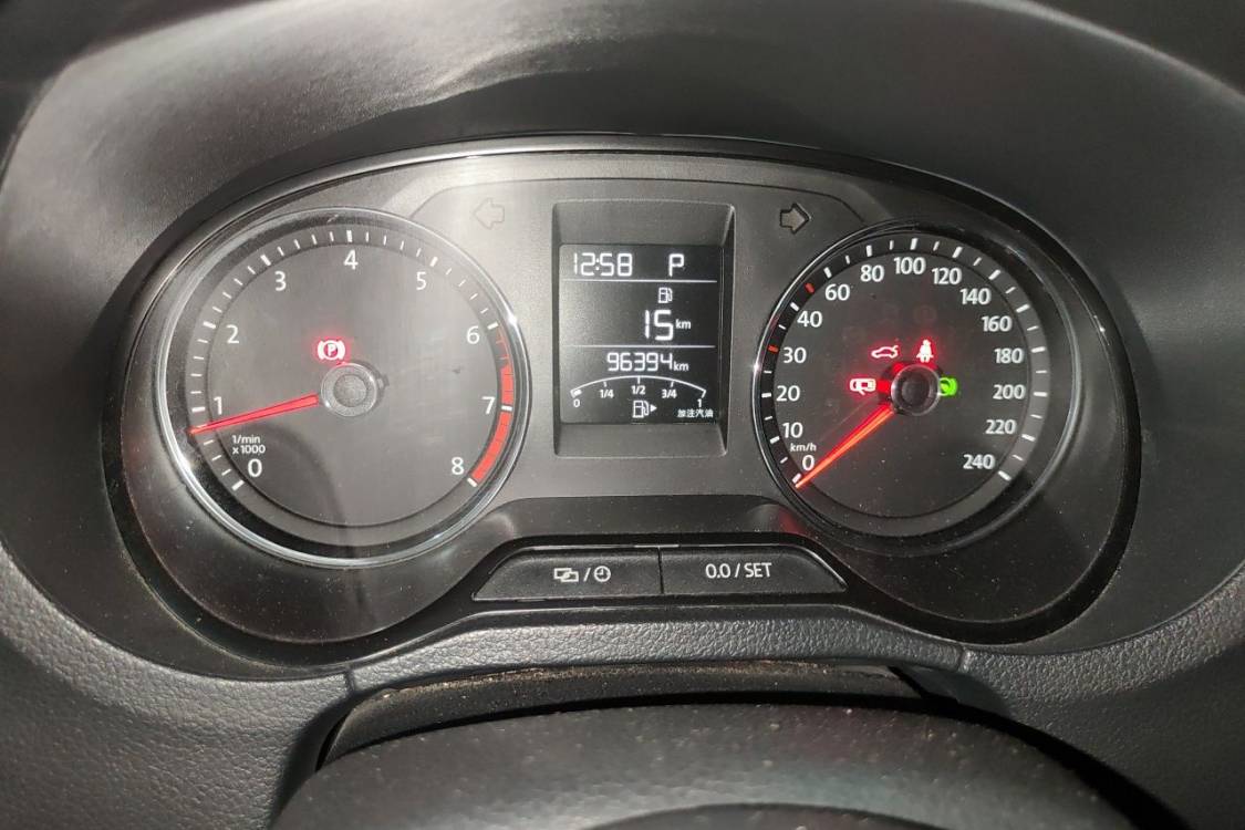 Volkswagen Polo 2016 #25 Volkswagen Polo 2016 car image #25