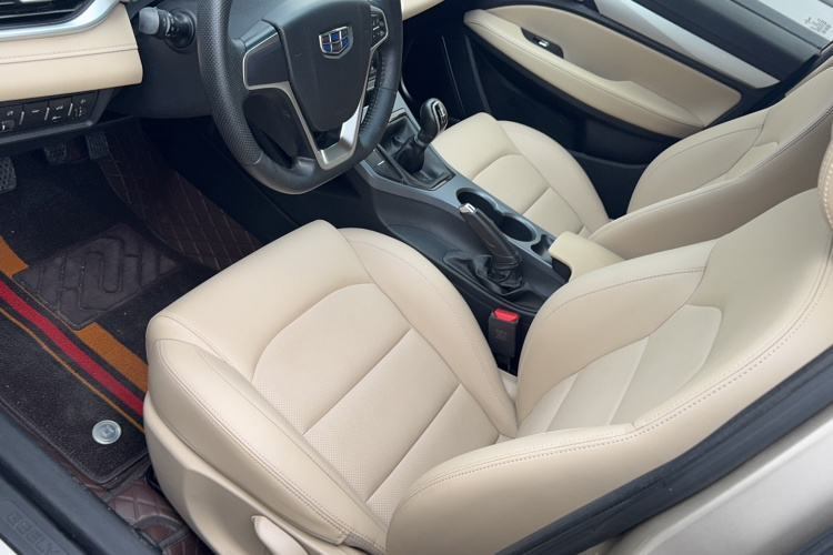 GEELY Emgrand 2018 car image #14