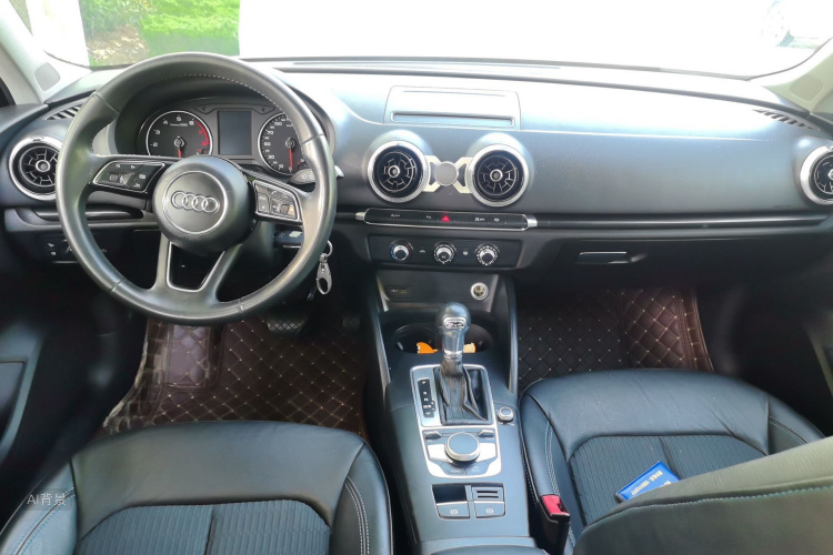 Audi A3 2018 image de voiture #11