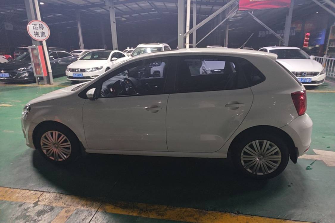 Volkswagen Polo 2017 immagine di auto #7