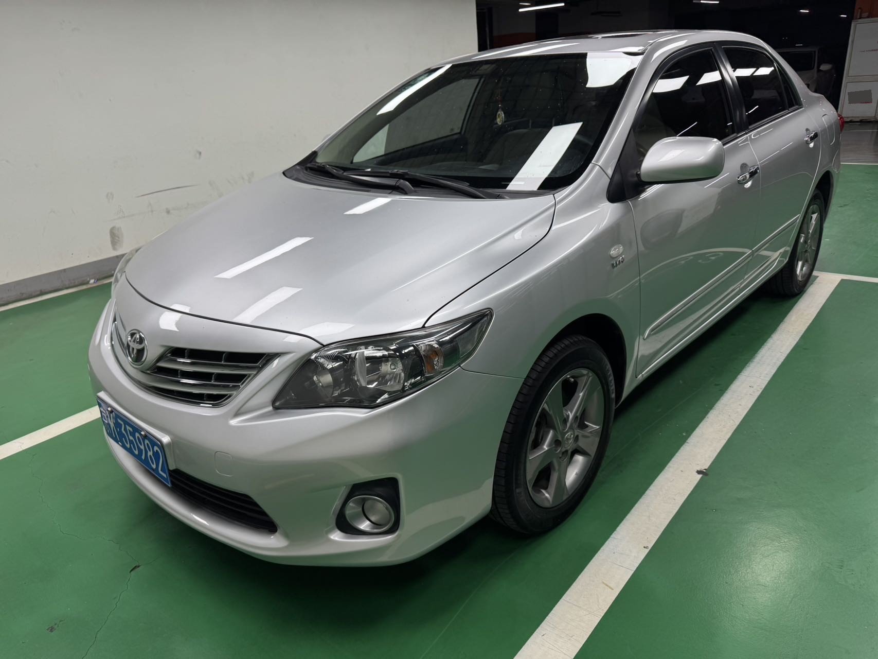 Toyota Corolla 2012 Toyota Corolla 2012 car image