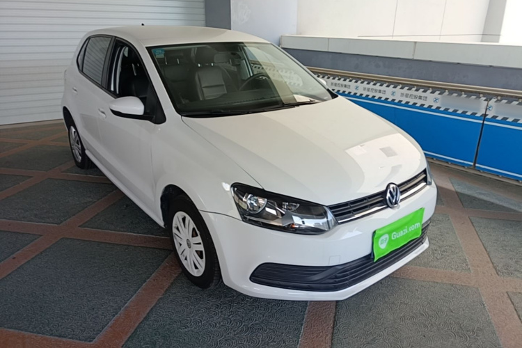 Volkswagen Polo 2018 car image #4