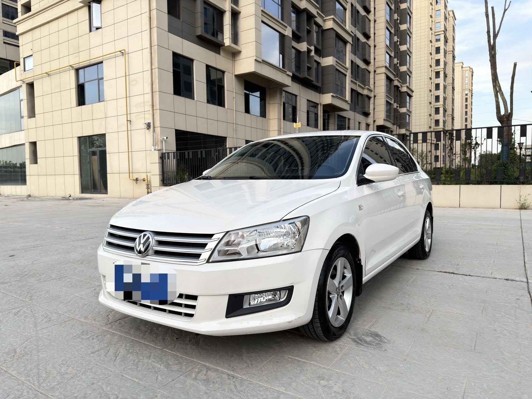 2016 2016 car image