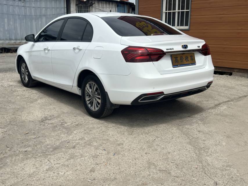 GEELY Emgrand 2019 car image #7