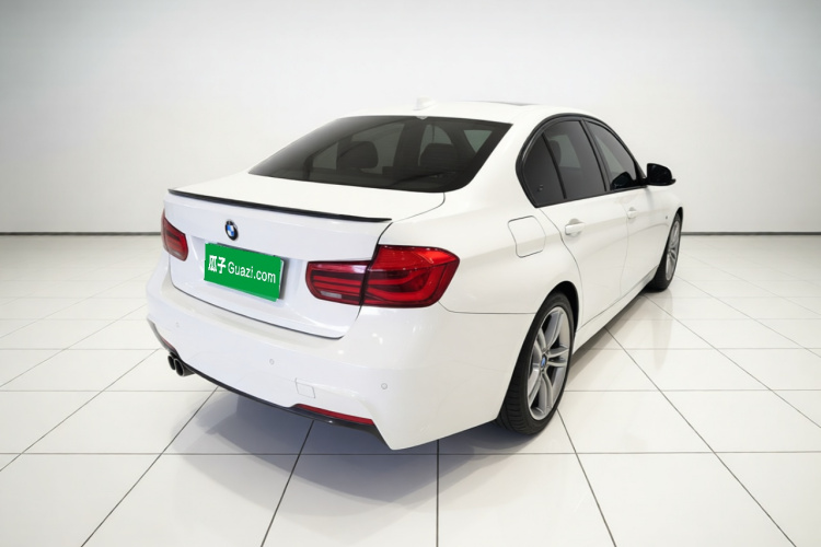 BMW 3 Series 2017 #7 BMW 3 Series 2017 car image #7