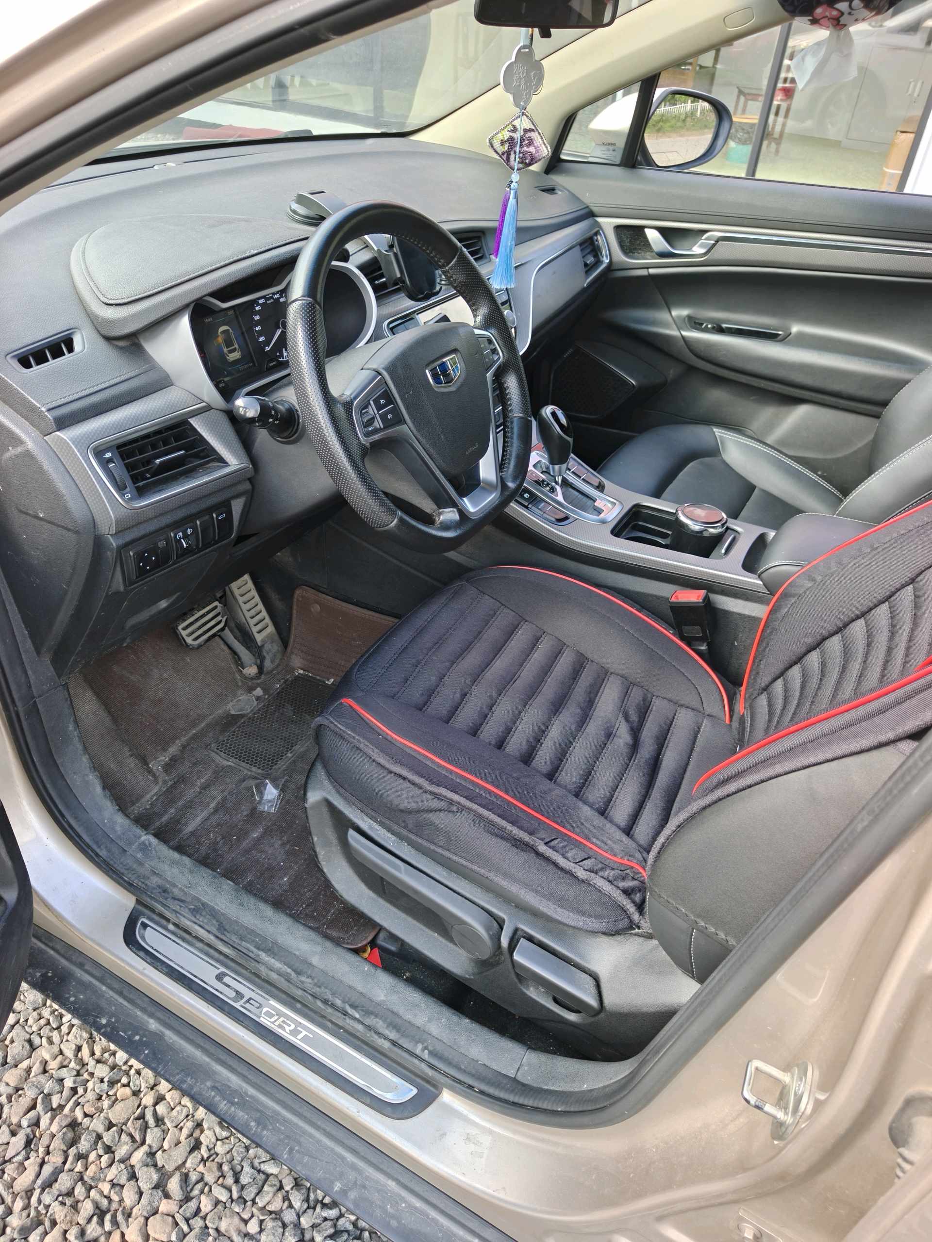 GEELY Emgrand GS 2016 صورة سيارة #3