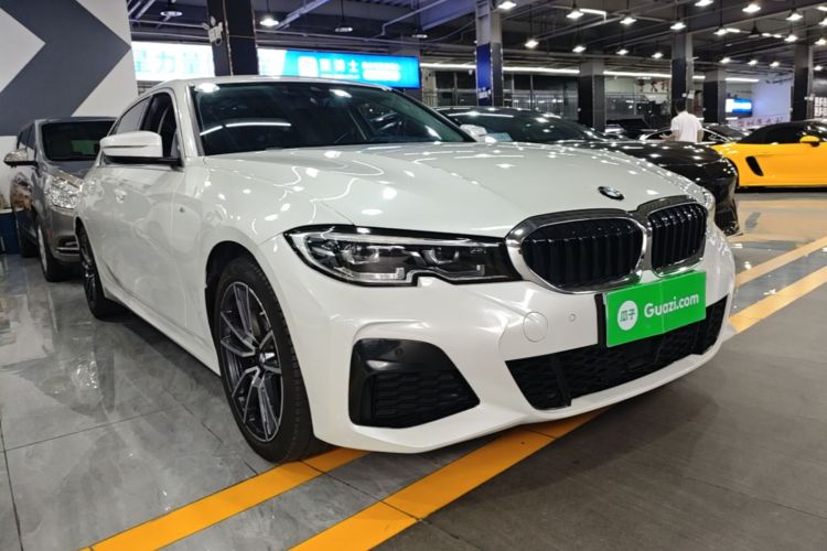 BMW 3 Series 2022 #4 BMW 3 Series 2022 car image #4