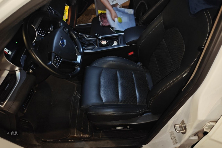 GEELY Emgrand 2018 car image #17