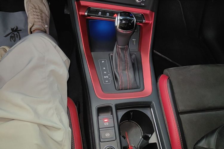 Audi Q3 2021 #18 Audi Q3 2021 car image #18