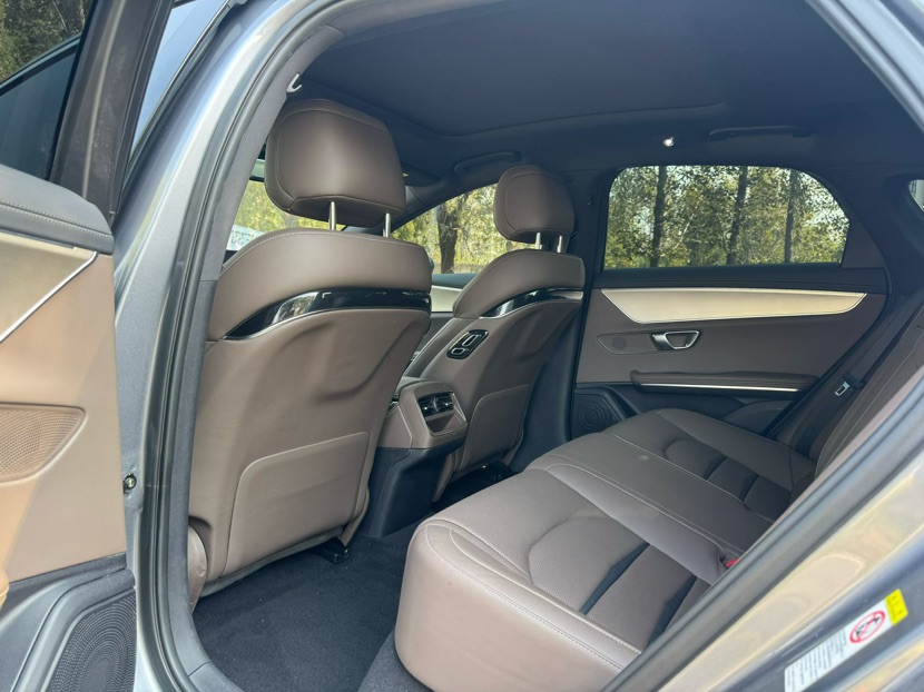 BYD Han 2023 #5 BYD Han 2023 صورة سيارة #5