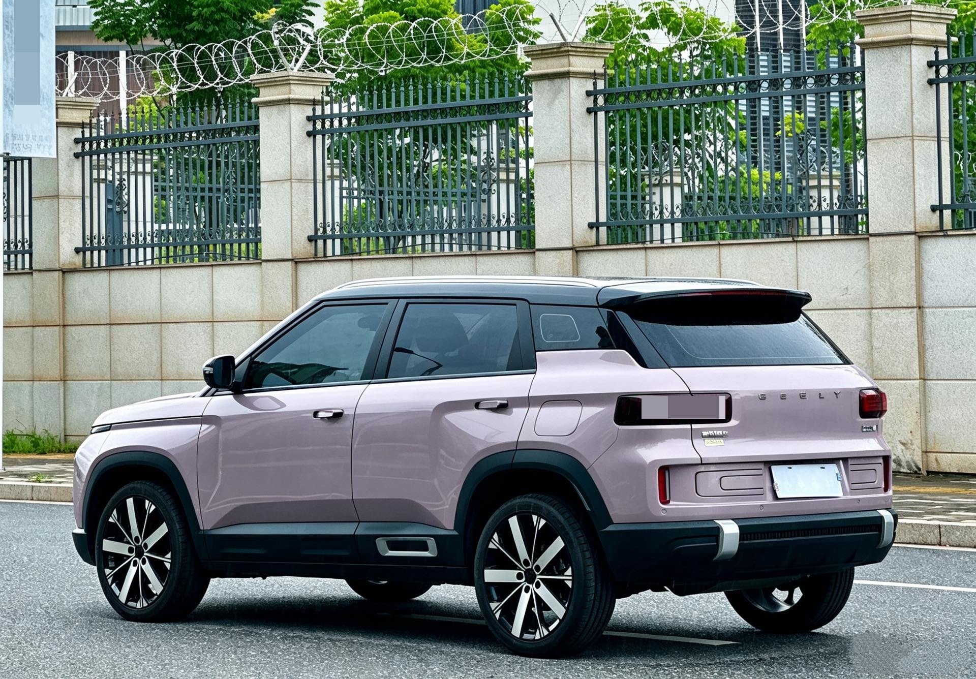 GEELY ICON 2024 immagine di auto #6