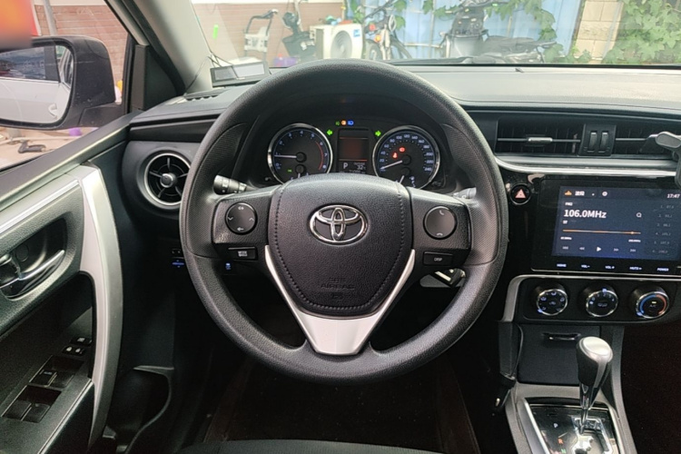 Toyota Corolla 2019 car image #15
