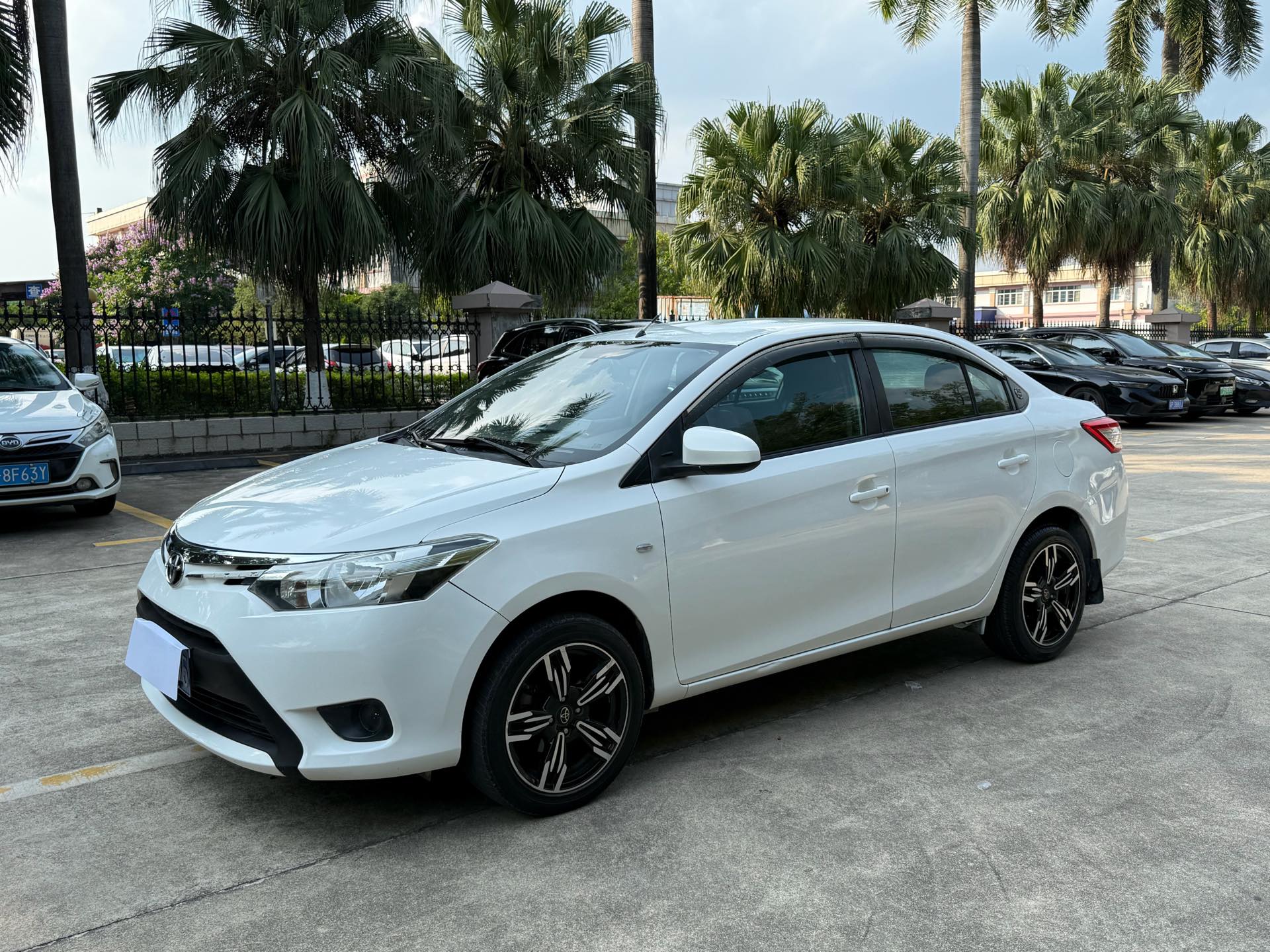 Toyota Vios 2015 Toyota Vios 2015 car image