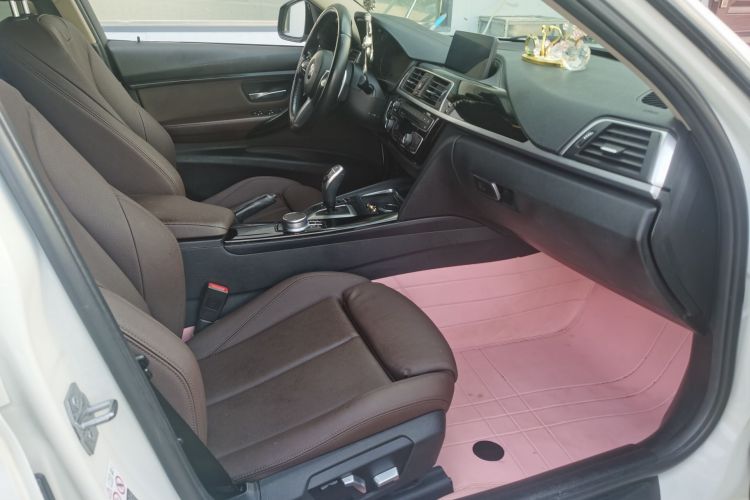 BMW 3 Series 2019 #11 BMW 3 Series 2019 car image #11