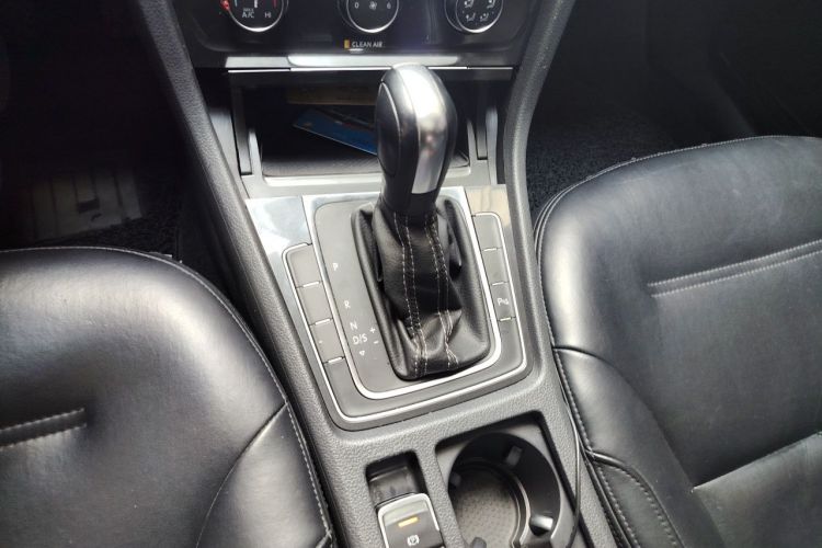 Volkswagen Golf 2017 #14 Volkswagen Golf 2017 car image #14