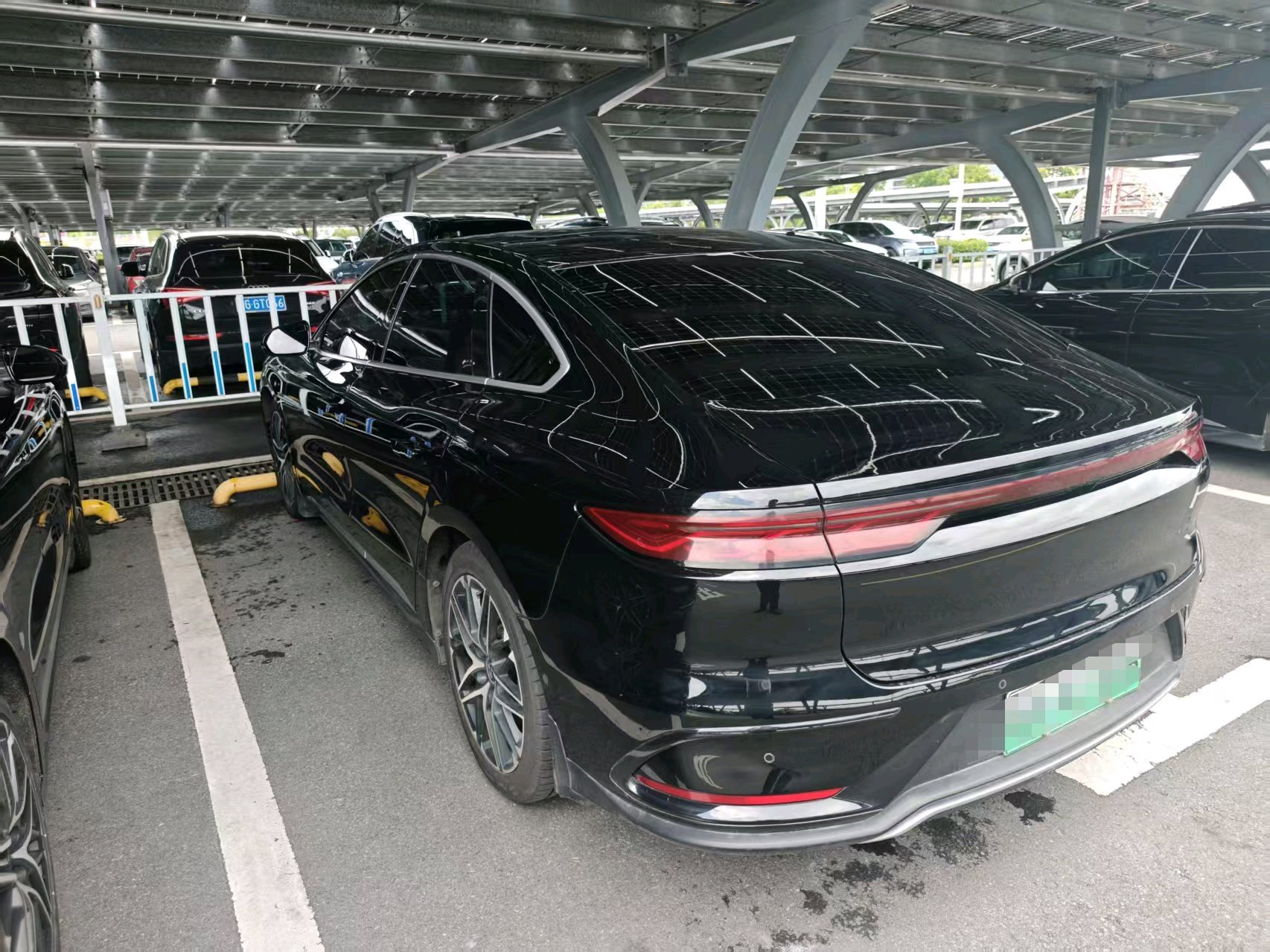 BYD Han 2024 car image #3