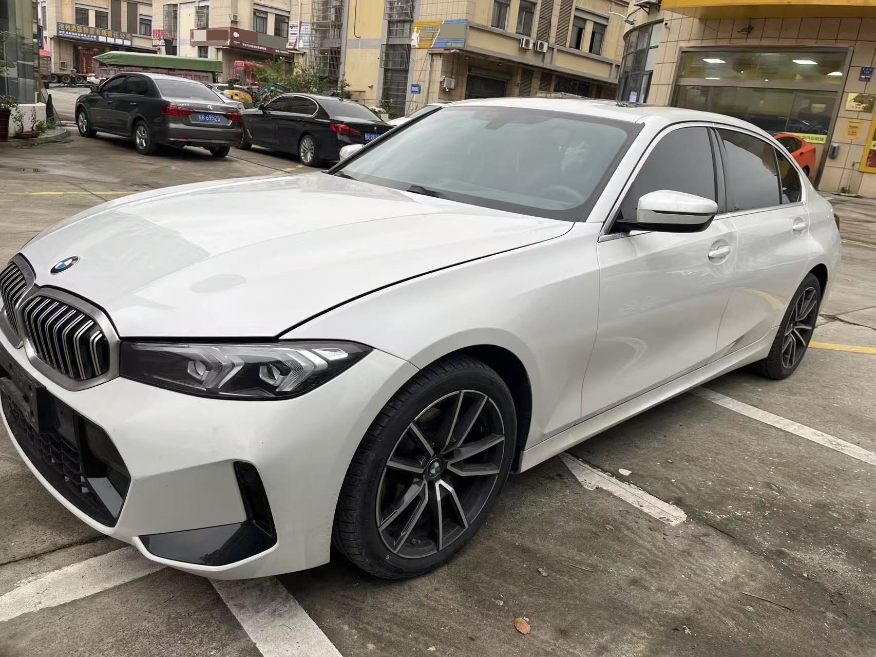 BMW 3 Series 2023 car image 