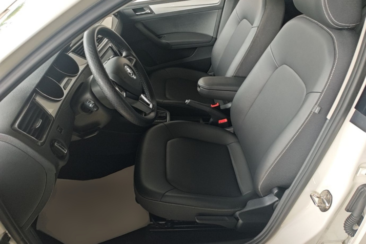 Skoda Rapid 2020 #15 Skoda Rapid 2020 image de voiture #15