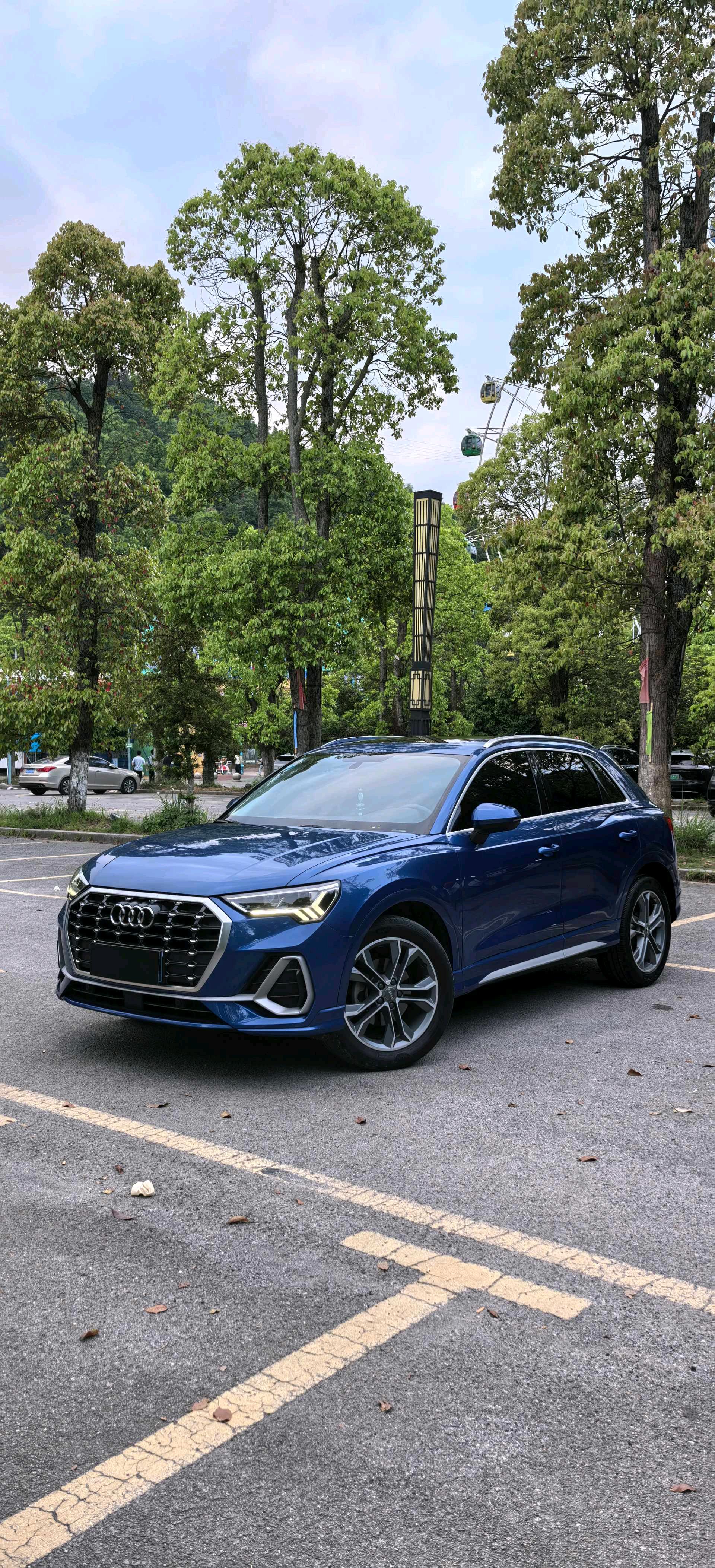 Audi Q3 2020 car image 