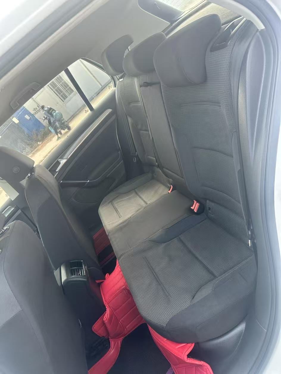 Volkswagen Golf 2015 car image #8