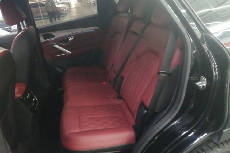 Jetour X70 PLUS 2023 car image #17