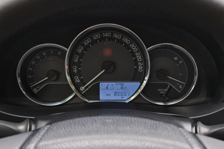 Toyota Corolla 2016 #22 Toyota Corolla 2016 car image #22