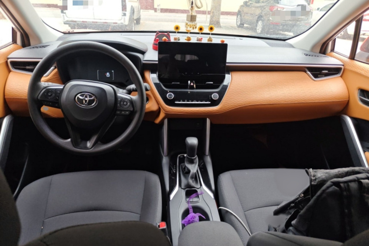 Toyota Corolla Cross 2025 car image #12