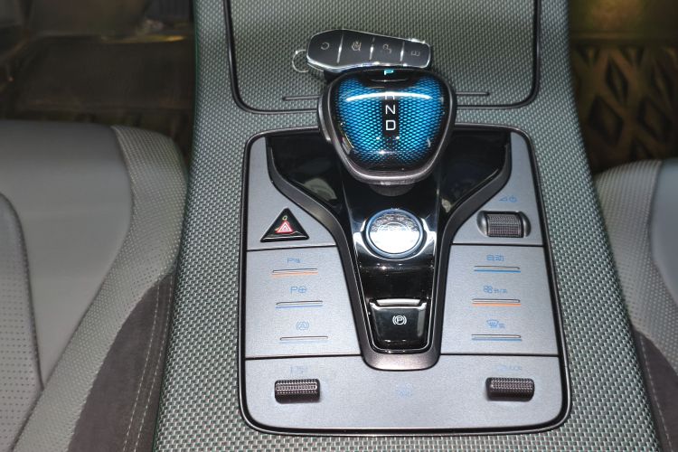 BYD Han 2022 #18 BYD Han 2022 car image #18
