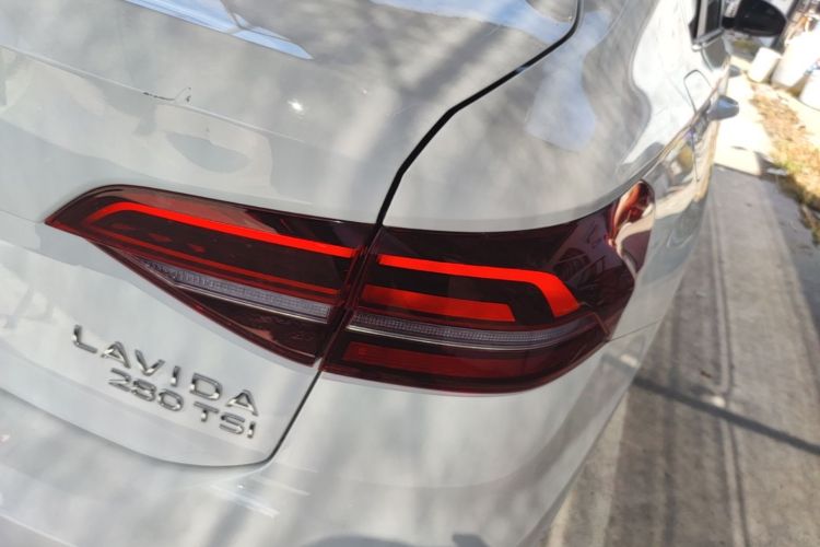 Volkswagen Lavida 2022 car image #3