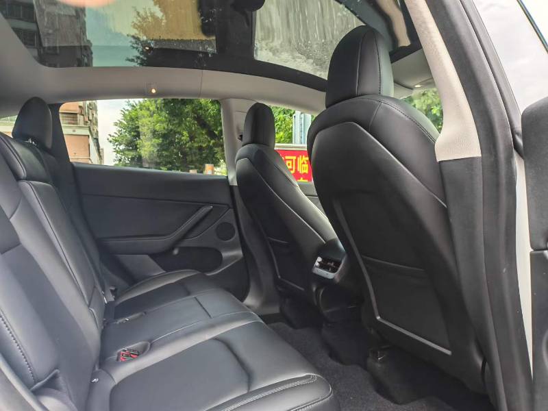 Tesla Model Y 2021 #7 Tesla Model Y 2021 car image #7