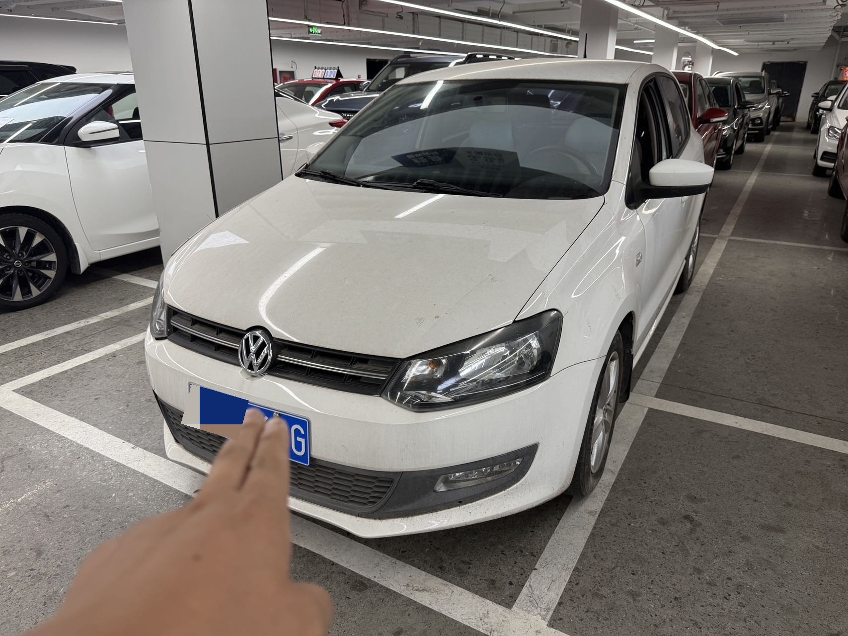 Volkswagen Polo 2012 Volkswagen Polo 2012 car image