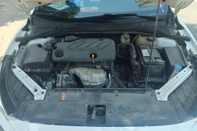 MG 5 2022 immagine di auto #22