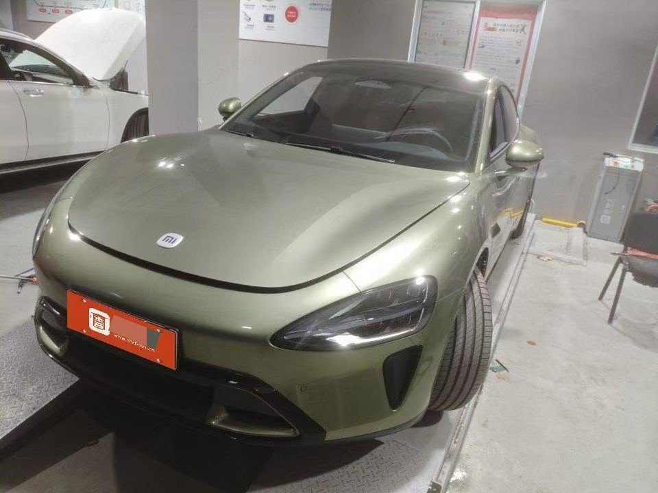 MI SU7 2025 MI SU7 2025 car image
