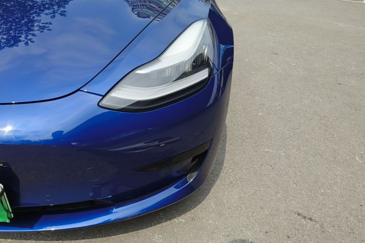 Tesla Model 3 2020 car image #23