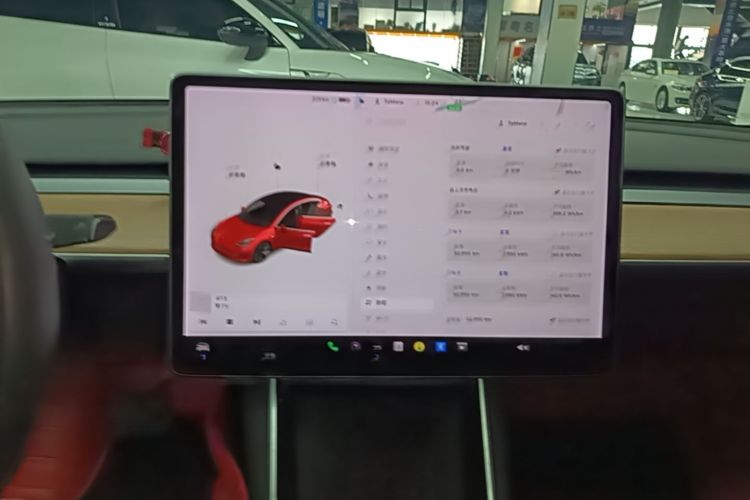 Tesla Model 3 2020 صورة سيارة #13