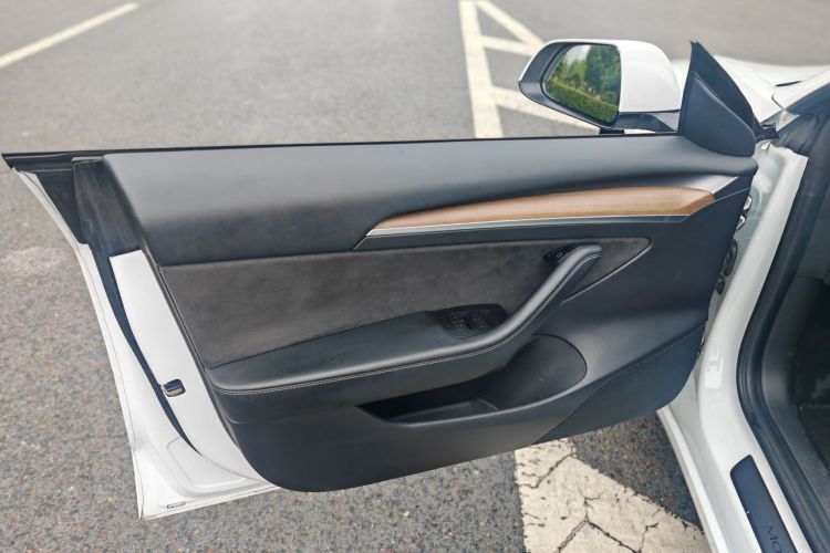 Tesla Model 3 2021 #11 Tesla Model 3 2021 car image #11