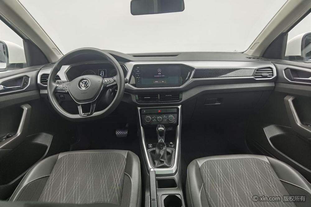 Volkswagen T-Cross 2021 car image #13