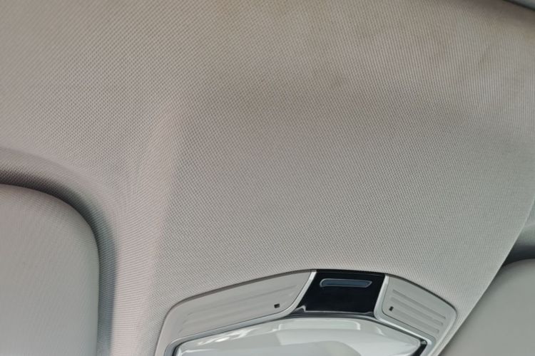 GEELY Emgrand L HiP 2022 immagine di auto #18