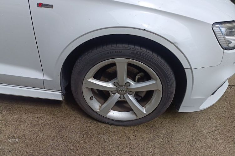 Audi A3 2017 car image #9
