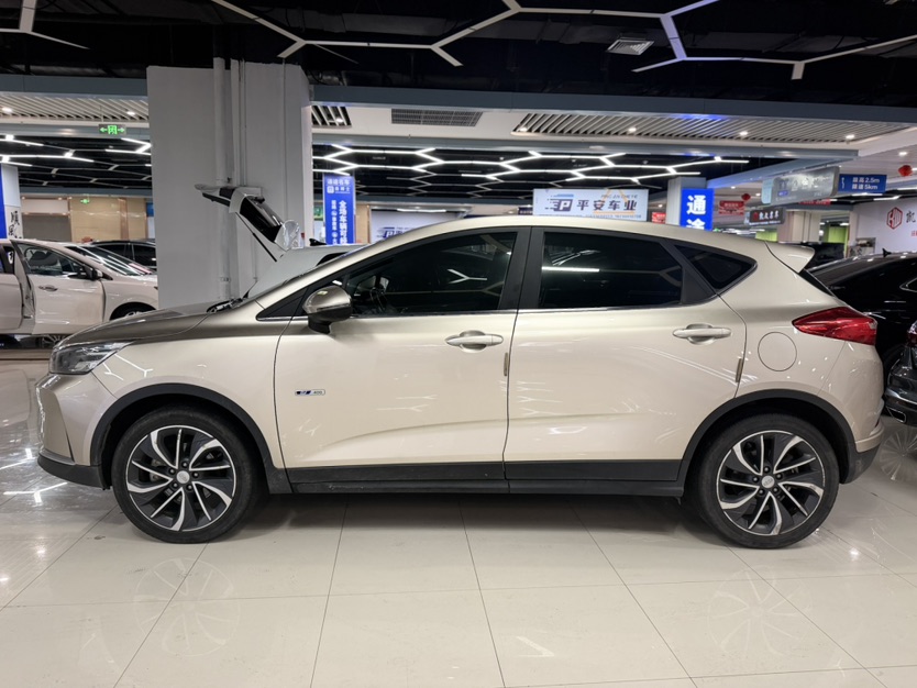 GEELY Emgrand GSe 2018 car image #2