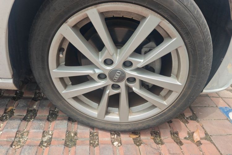 Audi A3 2019 imagen de coche #9