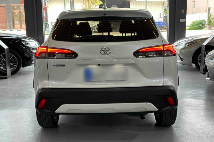 Toyota Corolla Cross 2023 #6 Toyota Corolla Cross 2023 car image #6