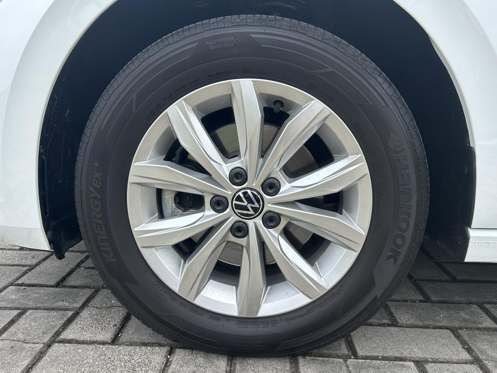 Volkswagen Polo 2023 car image #8