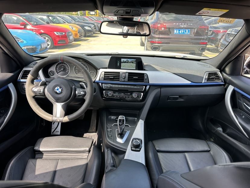 BMW 3 Series 2018 car image #7
