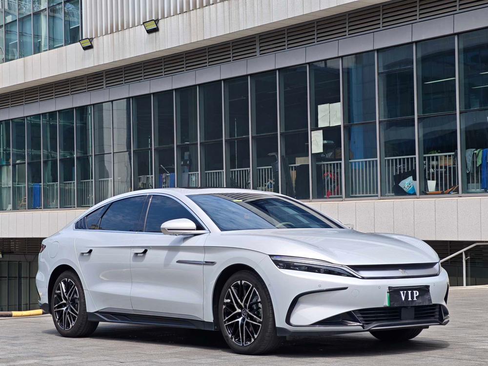 BYD Han 2025 immagine di auto #3