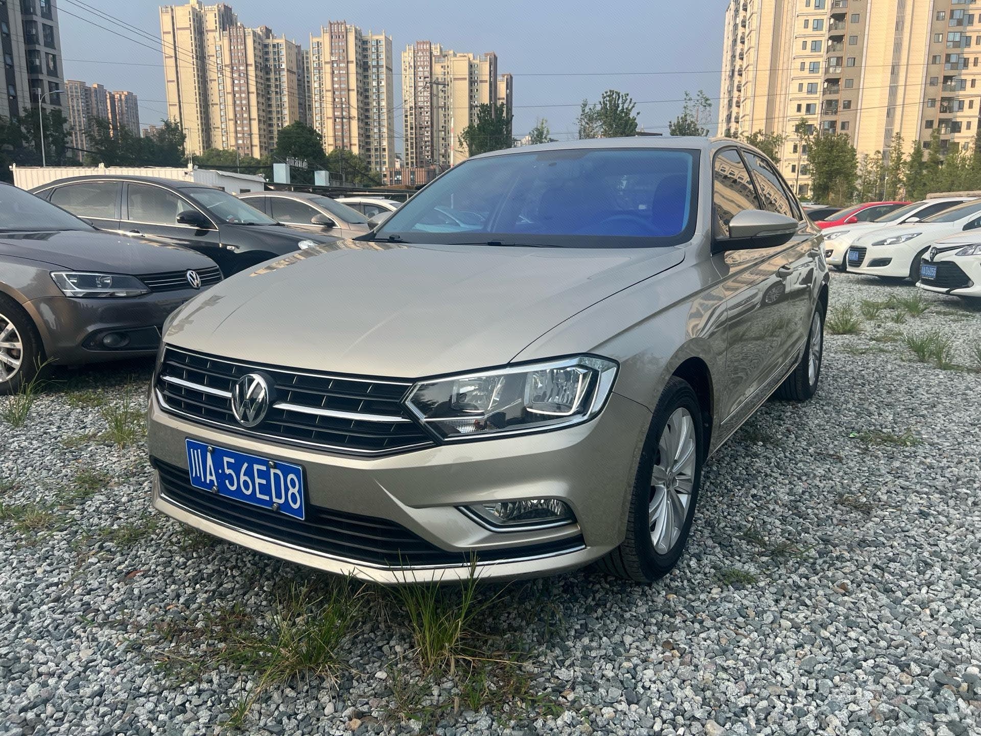 2016 2016 car image